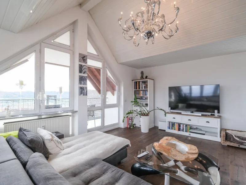 Titelbild - Wohnung kaufen in Lörrach - Maisonettewohnung mit traumhafter Aussicht