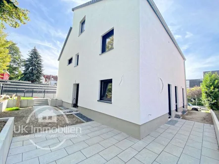 XL-Terrasse - Wohnung mieten in Frankfurt am Main - Premium-Terrassen-Wohnung in Alt-Eschersheim