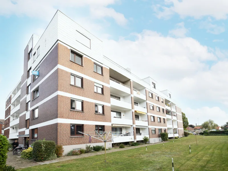 Frontalansicht  - Wohnung kaufen in Halle - Helle 3-Zimmer-Wohnung in ruhiger Lage und modernen Design