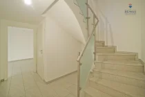 Treppe zum Untergeschoss