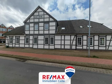 Außenansicht - Wohnung mieten in Bergen - Erstbezug! Moderne 3-Zimmerwohnung in Bergen!  (AK-6290)