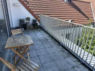 Ausgang auf Dachterrasse