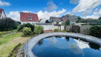  Pool und Garten