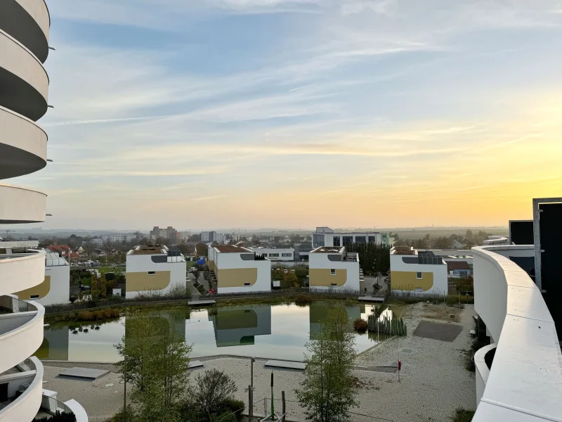 Aussicht - Wohnung mieten in Ulm - Sonnen Sie sich im Glanz Ihrer Träume. Tolle 3- Zimmer Penthouse Wohnung. 