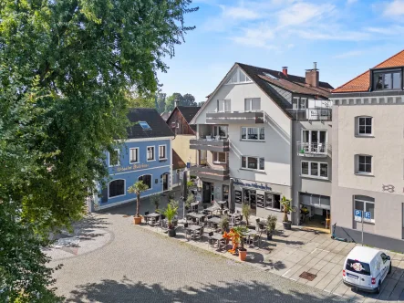  - Wohnung kaufen in Konstanz - Traumhafte 4-Zimmer-Wohnung mit zwei Balkonen in erster Seereihe!