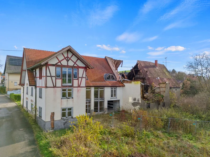  - Haus kaufen in Duchtlingen - Drei Grundstücke, ein Rohbau - Sanierung , ein Abbruchhaus – Neubau, ein Gartengrundstück. Viel Potential auf großzügiger Fläche