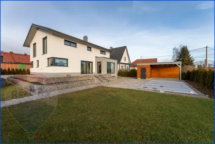 Immobilienmakler Schongau André Stockhausen verkauf-369 - Haus kaufen in Oberkammlach -  Ein Zuhause zum Verlieben – Familienidylle mit Pool, moderner Technik und Wohlfühlatmosphäre