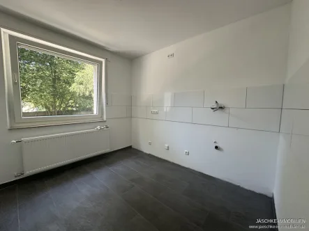 Küche - Wohnung mieten in Aachen - JÄSCHKE - Charmante drei-Zimmer-Wohnung mit Balkon in Aachen/Forst