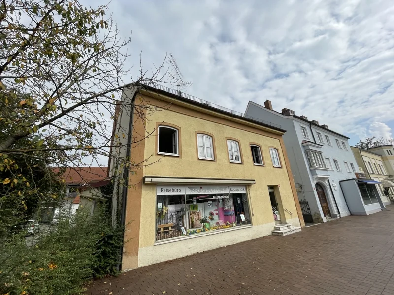  - Haus kaufen in Freising - Für Kapitalanleger!Wohn- und Geschäftshaus in Top Lage von Freising