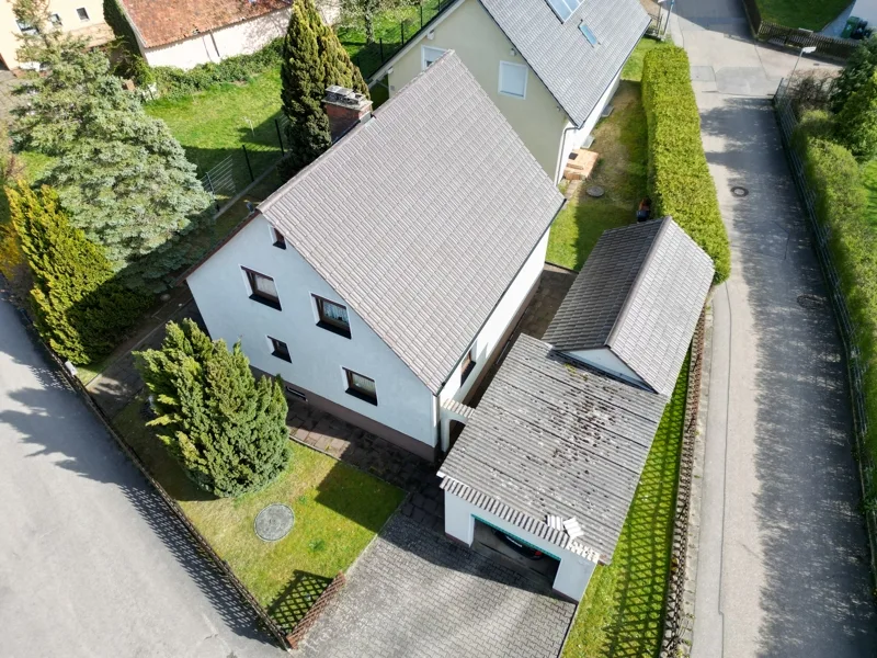 * - Haus kaufen in Schierling - |Charmant & Kompakt!| Sanierungsbedürftiges EFH in ruhiger und guter Lage