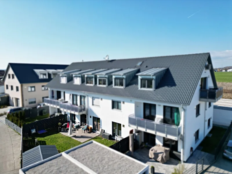 * - Wohnung kaufen in Regensburg - Modernes Wohnambiente! Energieeffiziente 3-Zimmer-Wohnung - mit Südterrasse und sonnigem Garten