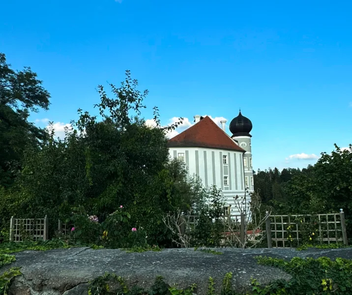 Ihre Umgebung: Schloß Wenzenbach