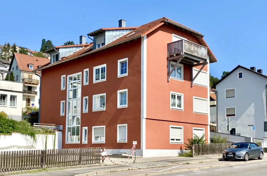 von Südwesten - Wohnung kaufen in Schwandorf - Eigentunswohnung mit Stellplatzim Zentrum von Schwandorf