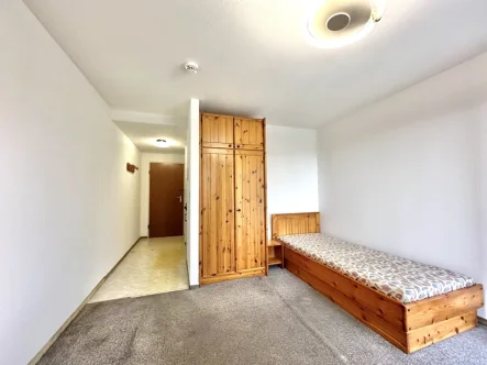  - Wohnung kaufen in Regensburg - Zentrales 1-Zimmer-Apartment mit Balkon in Regensburg"