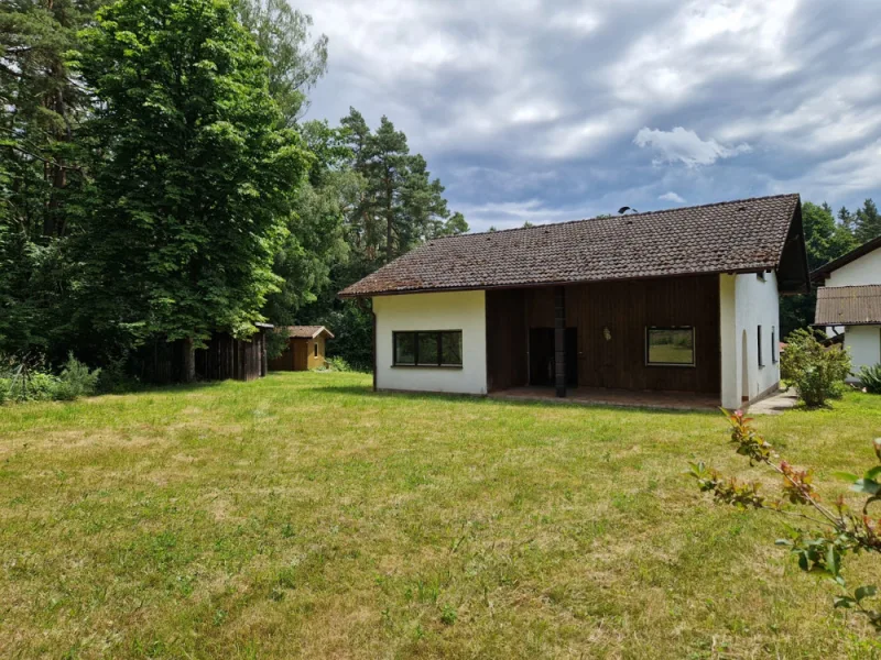  - Haus kaufen in Cham - “Sanierungsbedürftiges Schmuckstück in Gipfellage: Naturparadies mit großem Grundstück in Cham-Haderstadl”