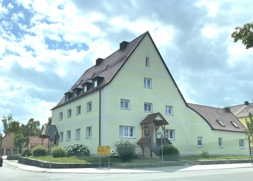  - Haus kaufen in Rötz - Erstklassige Kapitalanlage -Attraktives Mehrfamilienhaus in Rötz!