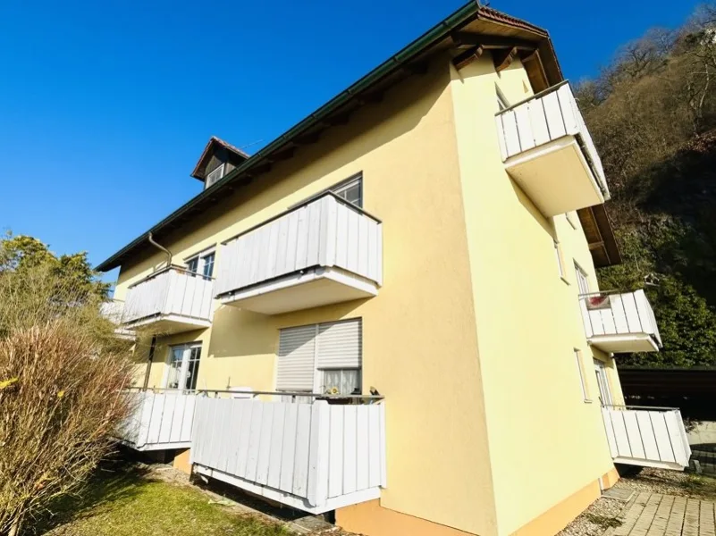 Ihr Haus von Süden  - Haus kaufen in Bad Abbach - Solide³ in phantastischer Lage!