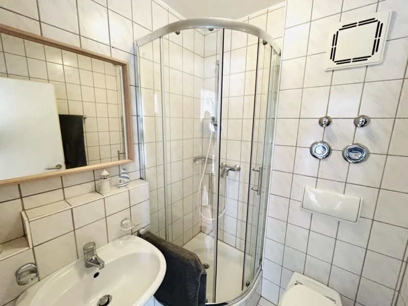 Wohnung 2 - Badezimmer