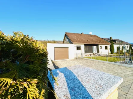 Ihr Haus mit Garage von Süden - Haus kaufen in Teublitz - Ihr FischerHaus!