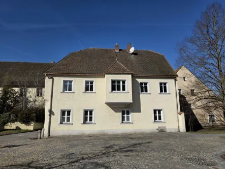 Ostansicht - Haus kaufen in Nittenau - Handwerker aufgepasst - Großes Einfamilienhaus im Herzen Nittenaus!