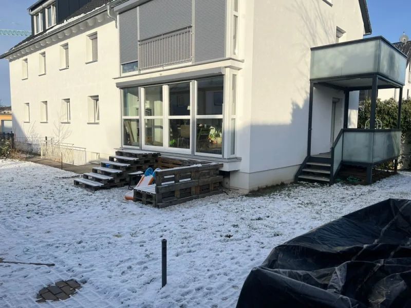  - Wohnung kaufen in Augsburg / Haunstetten - KNIPFER IMMOBILIEN - Großzügige Gartenwohnung mit 3 ZKB in Augsburg-Haunstetten zum Kauf