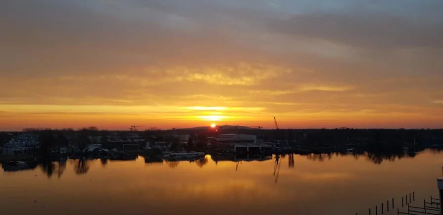 Sonnenaufgang über dem Müggelberg