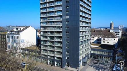  - Wohnung kaufen in Düsseldorf - Blick über den Hofgarten und Düsseldorf 4 Zimmer-Wohnung im Drei-Cuben-Haus