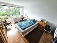 Schlafzimmer mit Zugang Balkon