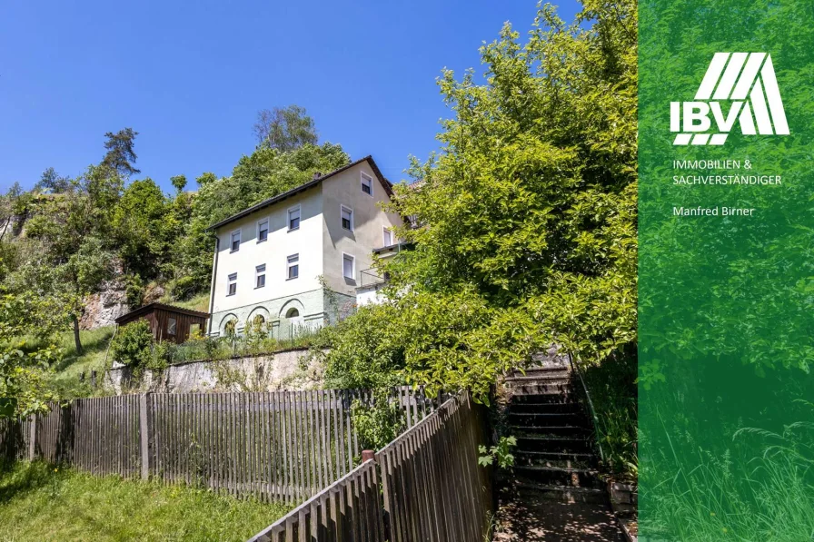 TITEL - Haus kaufen in Kastl - Geschichtsträchtiges Einfamilienhaus mit Blick auf die historische Klosterburg