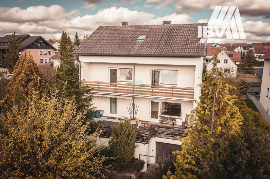 Ansicht - Haus kaufen in Kümmersbruck - Viel Raum für individuelle Wohnträume