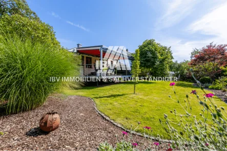 - Titelbild - Haus kaufen in Hirschau - Einfamilienhaus in Holzständerbauweise mit gut durchdachtem Grundriss