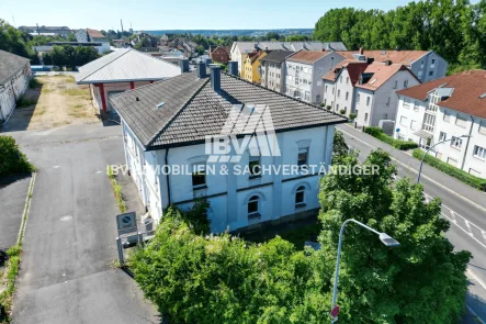 Titelbild  - Haus kaufen in Amberg - Mehrfamilienhaus auf projektiertem Grundstück in Amberg