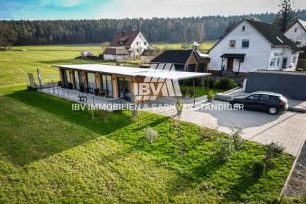 Titelbild - Haus kaufen in Sulzbach-Rosenberg - Minimalistisch, effizient und naturverbunden: Modernes Tiny House aus Holz