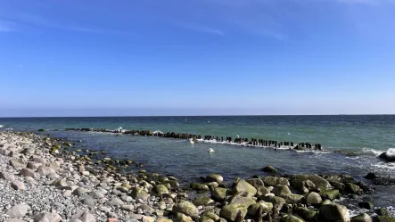 Direkt am Meer  - Haus kaufen in Sassnitz - Direkt am Meer, unverbaubarer Blick auf die Ostsee -bezugsfrei-