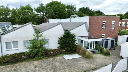 Nebeneingang - Büro/Praxis mieten in Nordhorn - In Top-Lage am Bahnhof in Nordhorn, Studio-/Gewerbeflächen zu vermieten.