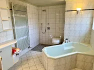 Badezimmer EG