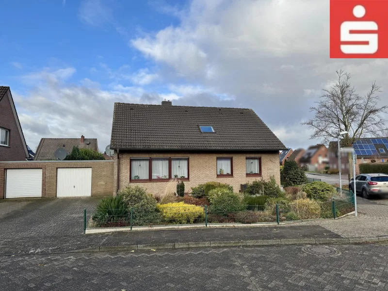 Vorderansicht - Haus kaufen in Nordhorn - Einfamilienhaus mit Garage in Nordhorn-Stadtflur