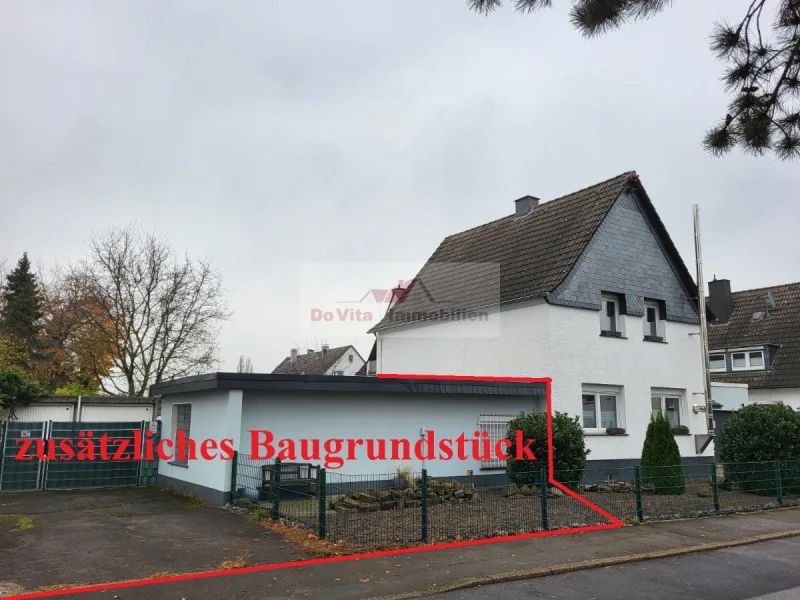 Bild... - Haus kaufen in Dortmund - NOTVERKAUF - die Gelegenheit! gepflegtes EFH mit Anbau, 3 Garagen zus. Baugrundstück Dortmund Asseln