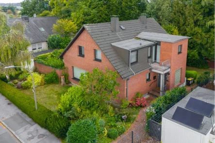 Hausansicht - Haus kaufen in Dortmund - Traum Haus mit viel Platz in Dortmund Löttringhausen zu verkaufen. Naturnah und in Sackgasse gelegen