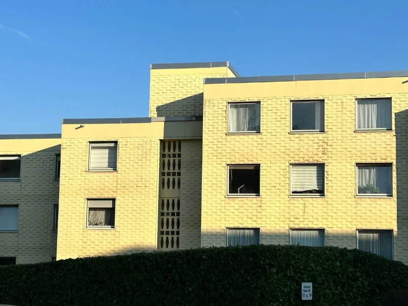 Hausansicht - Wohnung kaufen in Herdecke - Sehr hochwertige DG ETW Eigentumswohnung inkl. Einbauküche mit traumhaftem Ausblick Herdecke / Hagen