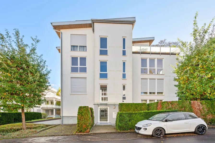  - Wohnung kaufen in Baden-Baden - Moderne 4-Zimmer-Wohnung in ruhiger Lage