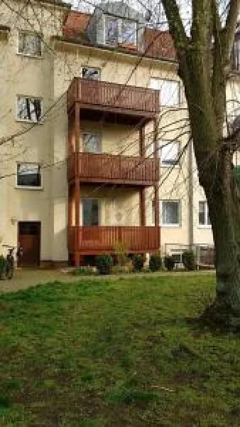  - Wohnung kaufen in Leipzig - MIT BALKON & SANIERT IN RUHIGER LAGE