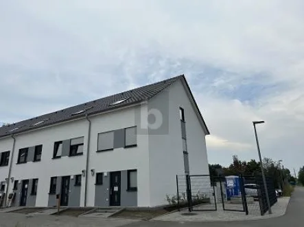  - Haus kaufen in Leipzig - HOCHWERTIGES ZUHAUSE FÜR DIE GANZE FAMILIE