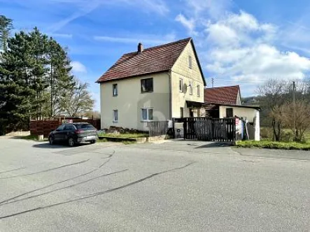  - Haus kaufen in Külsheim - MEHRFAMILIENHAUS MIT GROßER SCHEUNE
