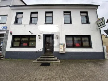  - Haus kaufen in Schiffweiler - RENDITE HAMMER - 9 % IN ZENTRALER LAGE