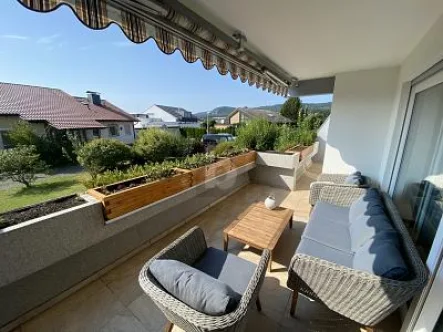  - Wohnung kaufen in Baunatal - MODERN UND GERÄUMIG MIT BALKON UND GARAGE 