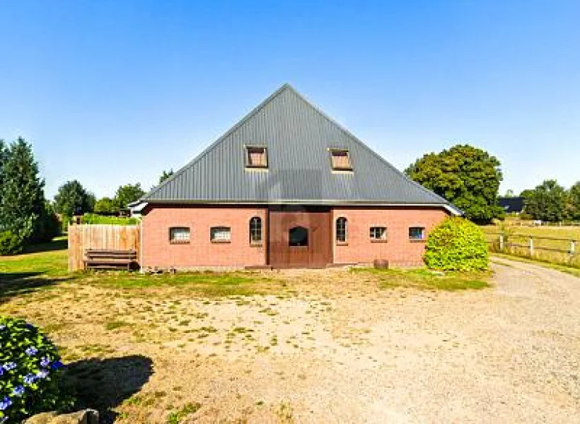  - Haus kaufen in Hollingstedt - INTERESSANTE RENDITE MIT VIEL AUSBAUPOTENZIAL