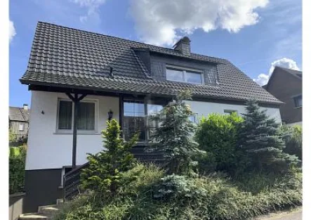  - Haus kaufen in Halver - WUNDERSCHÖNES PLATZWUNDERIDEAL FÜR FAMILIEN