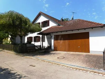  - Haus mieten in Diedorf - VIEL PLATZ FÜR DIE GANZE FAMILIE MIT GARTEN 