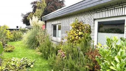  - Haus kaufen in Flensburg - KAMIN, GARTEN & SAUNA - IHR TRAUMHAUS WARTET!